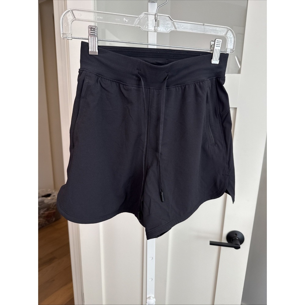 Lululemon License to Train Shorts Women's Size 2 Black 4" Inseam Drawstring